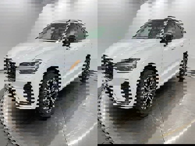 Certified 2025 Volvo XC60 B5 Plus w/ Protection Package Premier image 1
