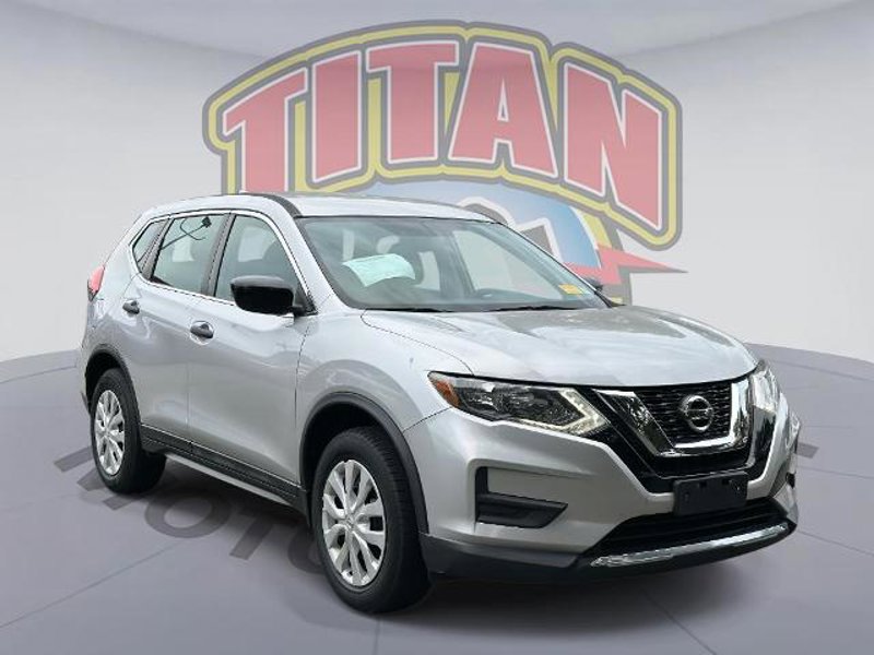 Certified 2017 Nissan Rogue S image 1
