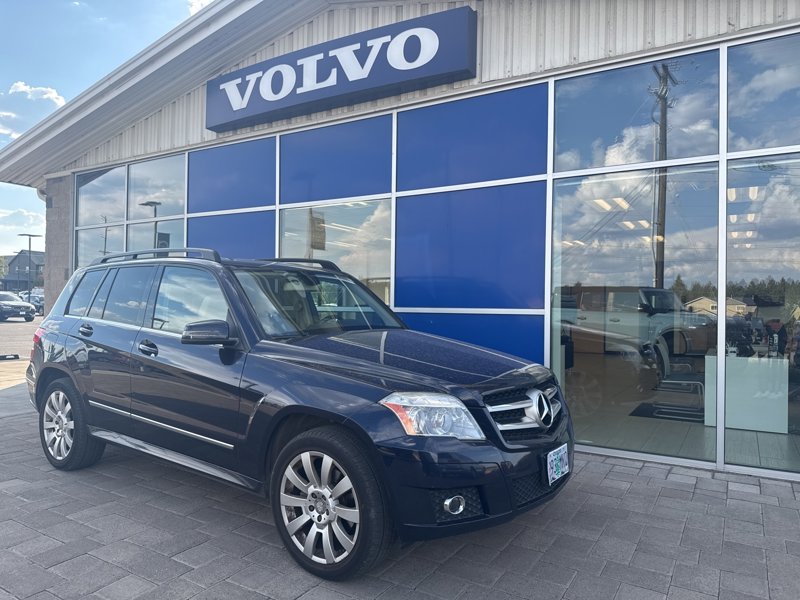 Used 2011 Mercedes-Benz GLK 350 4MATIC image 1