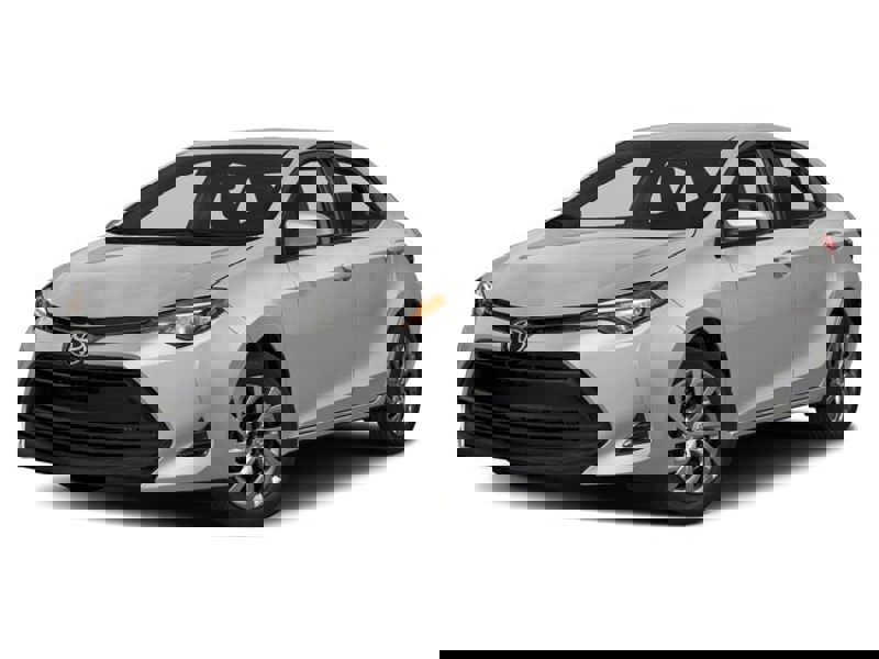 Used 2018 Toyota Corolla LE image 1