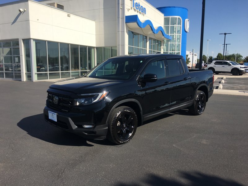 Certified 2024 Honda Ridgeline Black Edition image 1