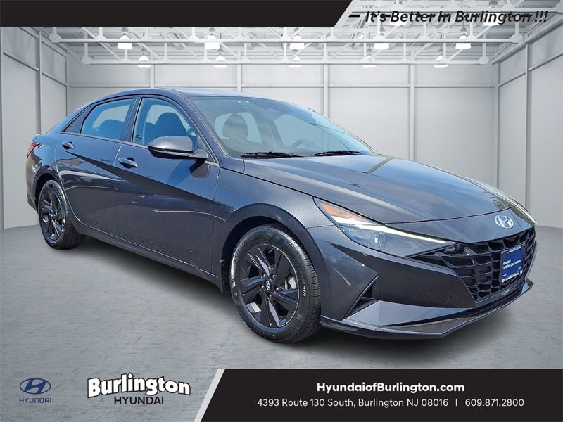Certified 2022 Hyundai Elantra SEL image 1