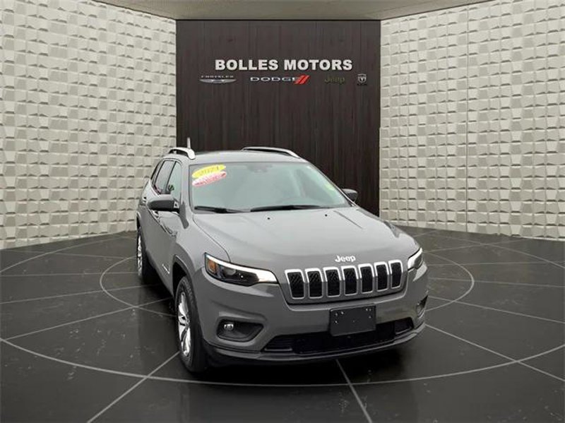 Certified 2021 Jeep Cherokee Latitude Lux w/ Comfort/Convenience Group image 1