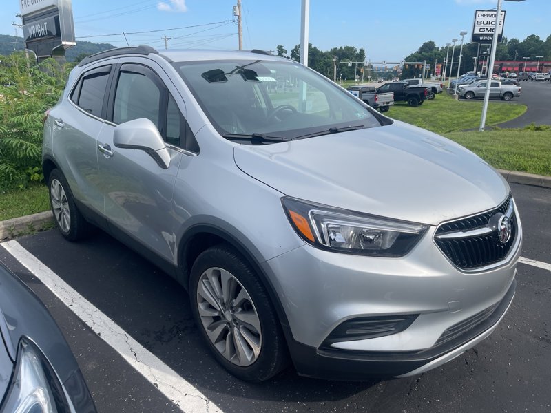 Used 2020 Buick Encore Preferred image 1