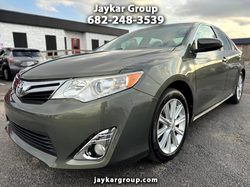 Used 2012 Toyota Camry XLE image 1