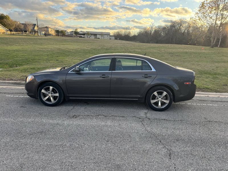 Used 2011 Chevrolet Malibu LT w/ Power Convenience Package image 1