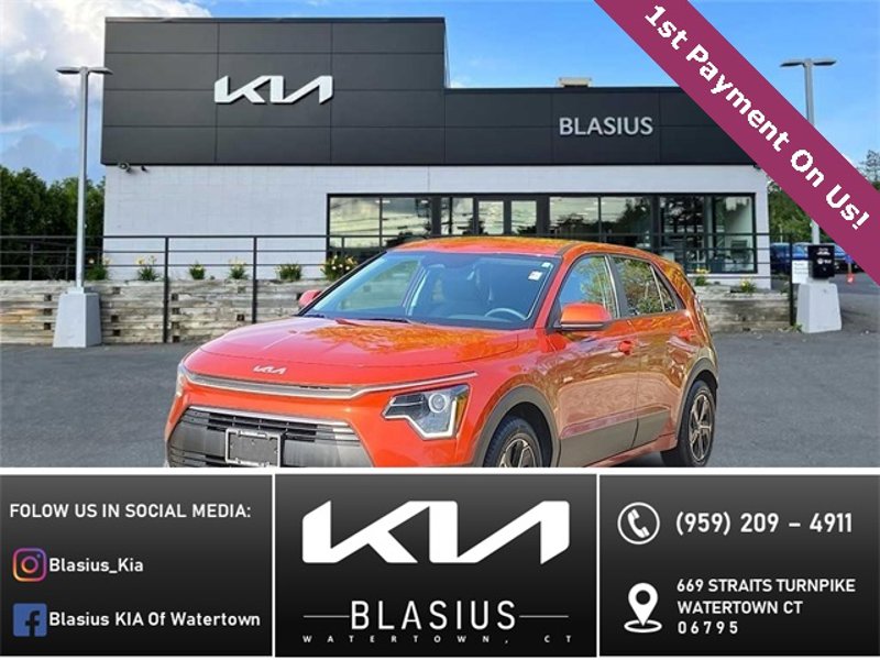 Certified 2023 Kia Niro LX image 1