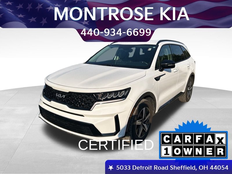 Certified 2023 Kia Sorento S image 1
