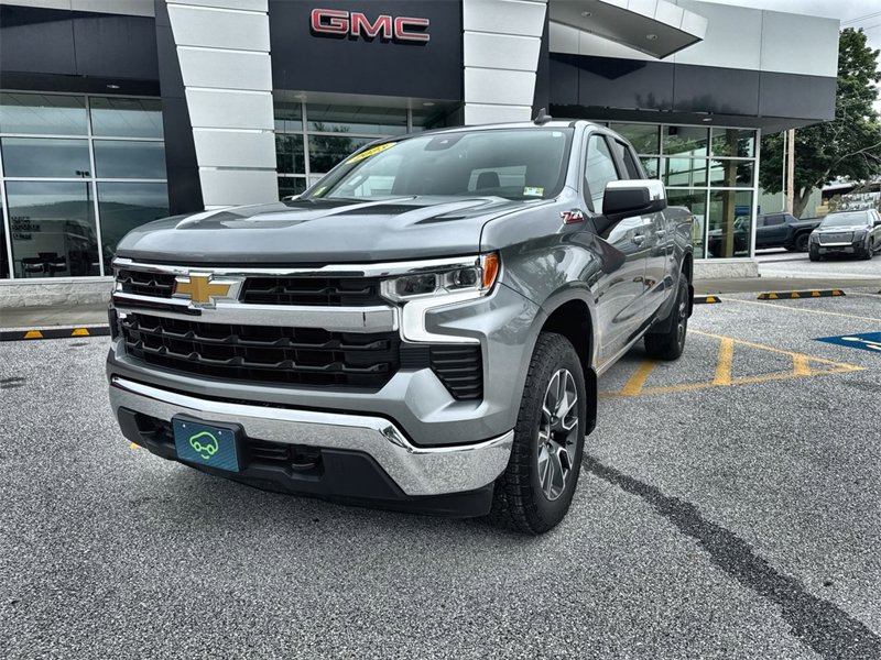 Certified 2023 Chevrolet Silverado 1500 LT w/ Z71 Off-Road Package image 1