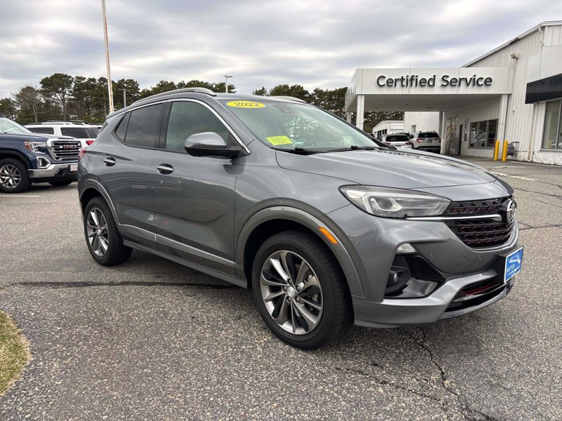 Certified 2022 Buick Encore GX Essence w/ Advanced Technology Package image 1