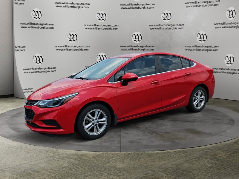 Used 2017 Chevrolet Cruze LT image 1