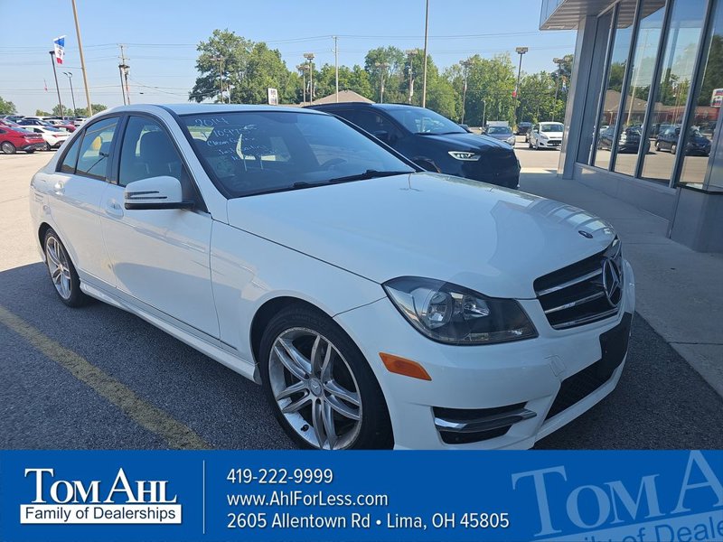 Used 2014 Mercedes-Benz C 300 4MATIC Sedan image 1