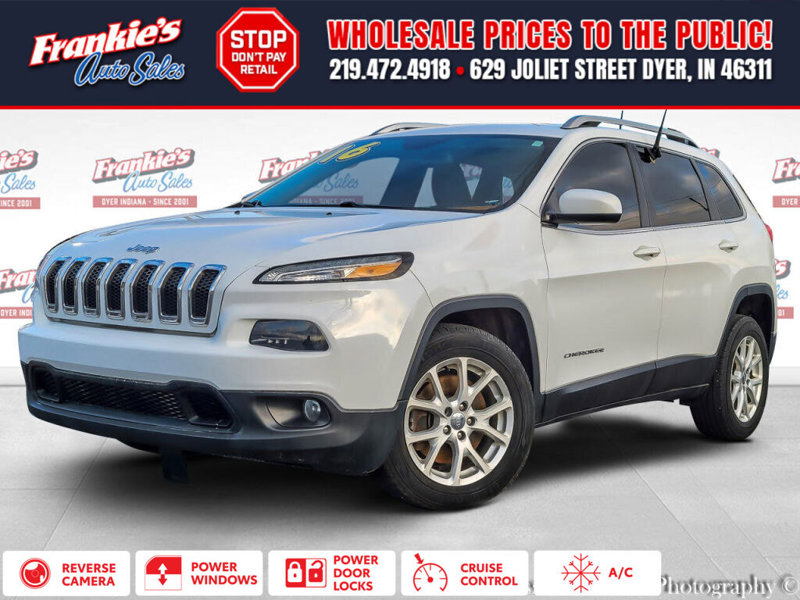 Used 2016 Jeep Cherokee Latitude w/ Cold Weather Group image 1