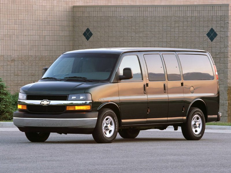 Used 2006 Chevrolet Express 3500 image 1