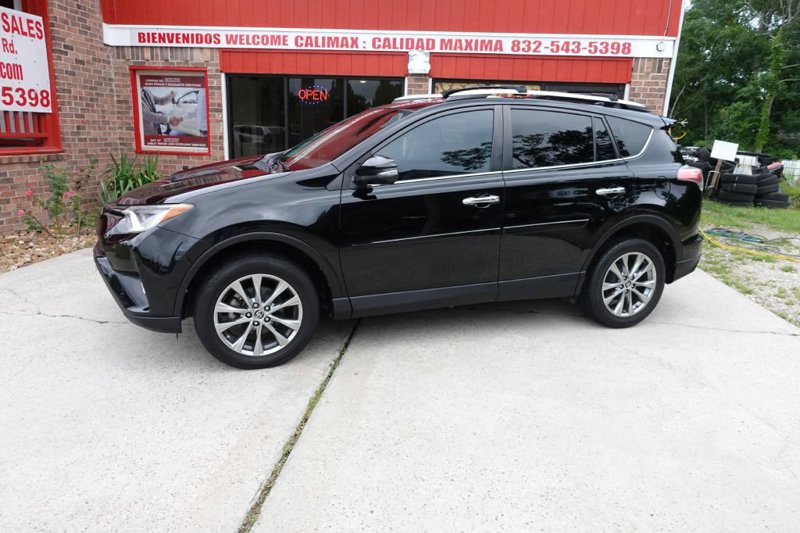 Used 2016 Toyota RAV4 Limited image 1