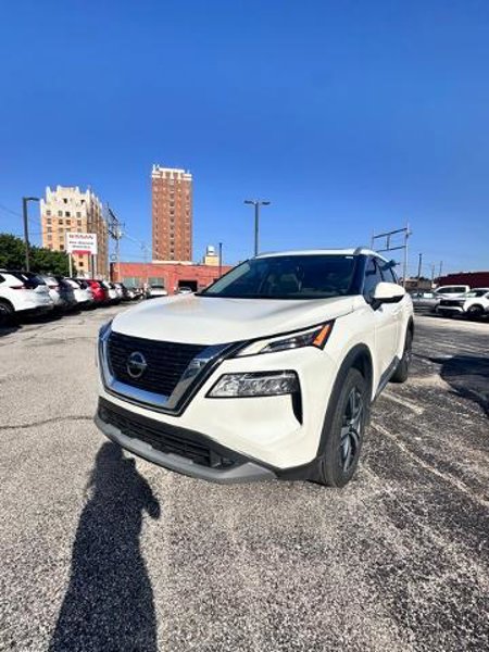Certified 2021 Nissan Rogue SL image 1