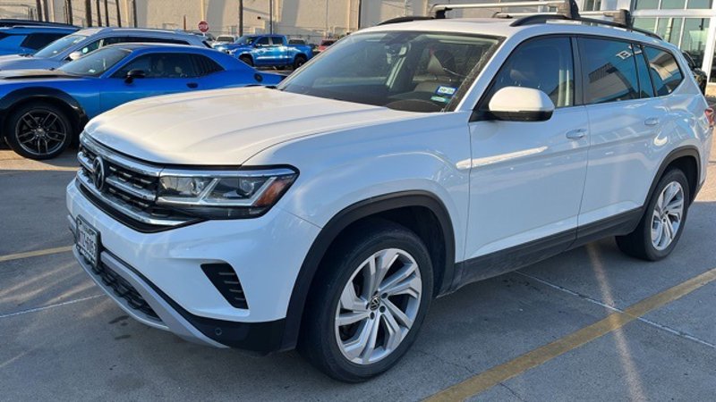 Used 2021 Volkswagen Atlas SE image 1