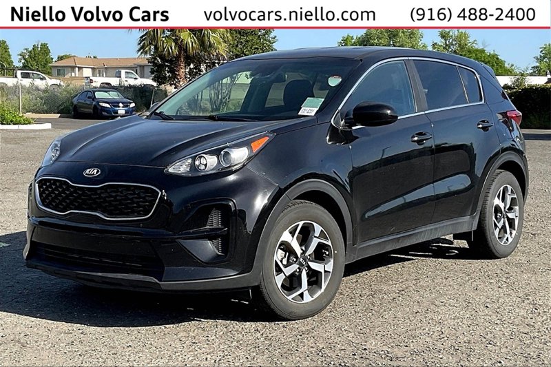 Used 2020 Kia Sportage LX image 1