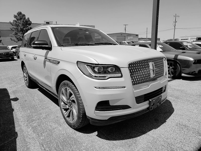 Certified 2023 Lincoln Navigator Reserve image 1