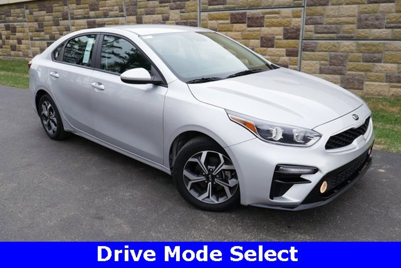 Used 2021 Kia Forte LXS image 1