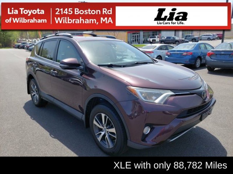 Used 2017 Toyota RAV4 XLE image 1