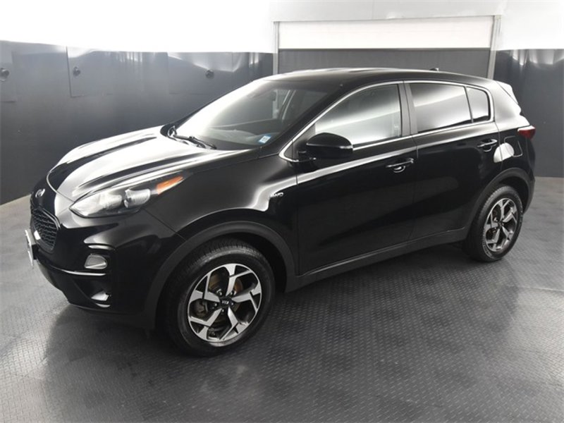 Used 2020 Kia Sportage LX image 1