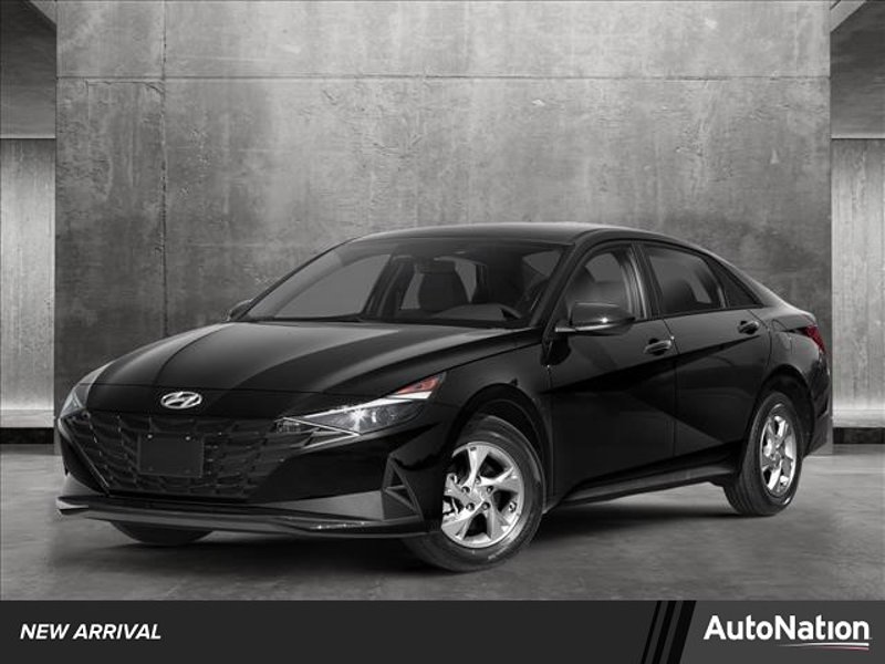 Used 2023 Hyundai Elantra SE image 1