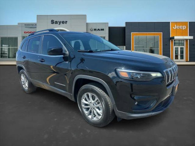 Certified 2022 Jeep Cherokee Latitude Lux w/ Sun & Sound Group image 1