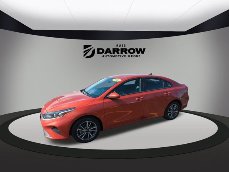 Certified 2022 Kia Forte LXS image 1