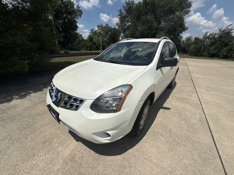 Used 2015 Nissan Rogue S image 1
