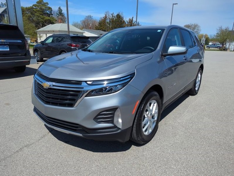 Certified 2024 Chevrolet Equinox LT w/ LPO, Floor Liner Package image 1