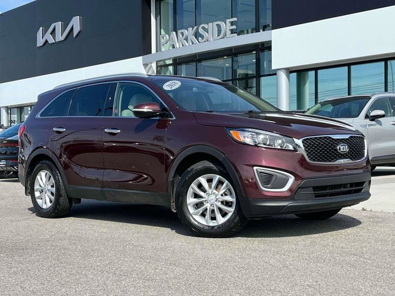 Used 2018 Kia Sorento LX image 1