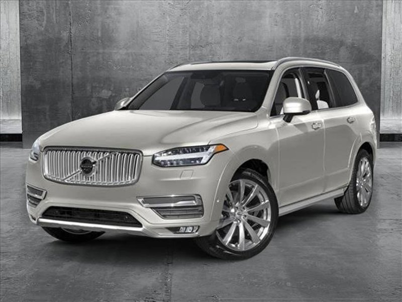 Used 2016 Volvo XC90 T6 Momentum image 1