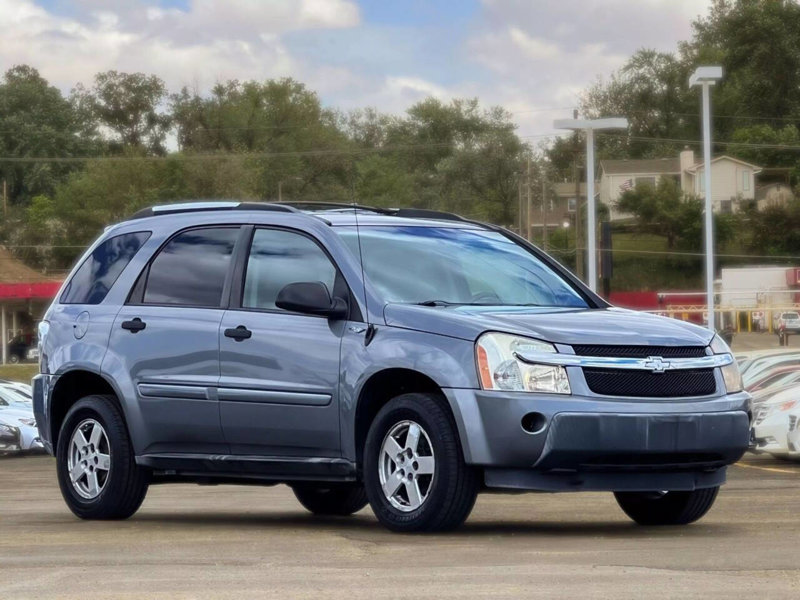 Used 2005 Chevrolet Equinox LS w/ Preferred Equipment Group image 1