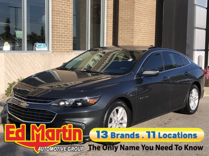 Used 2017 Chevrolet Malibu LT image 1