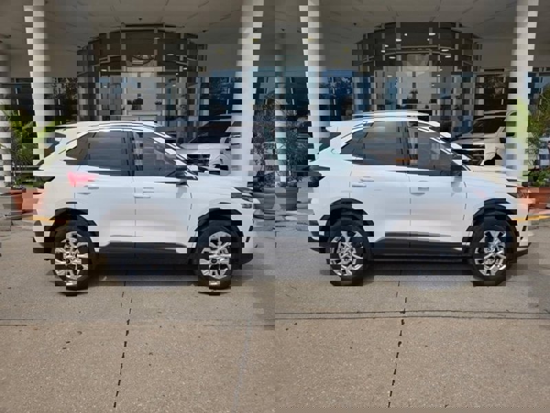 Certified 2024 Ford Escape Active w/ Tech Pack #1 image 1