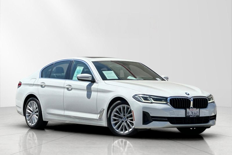 Used 2021 BMW 530i w/ Convenience Package image 1