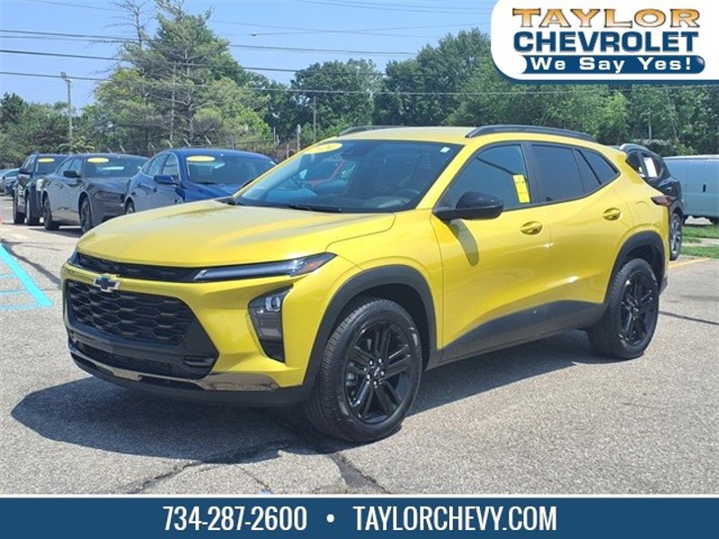 Certified 2024 Chevrolet Trax ACTIV w/ Driver Confidence Package image 1