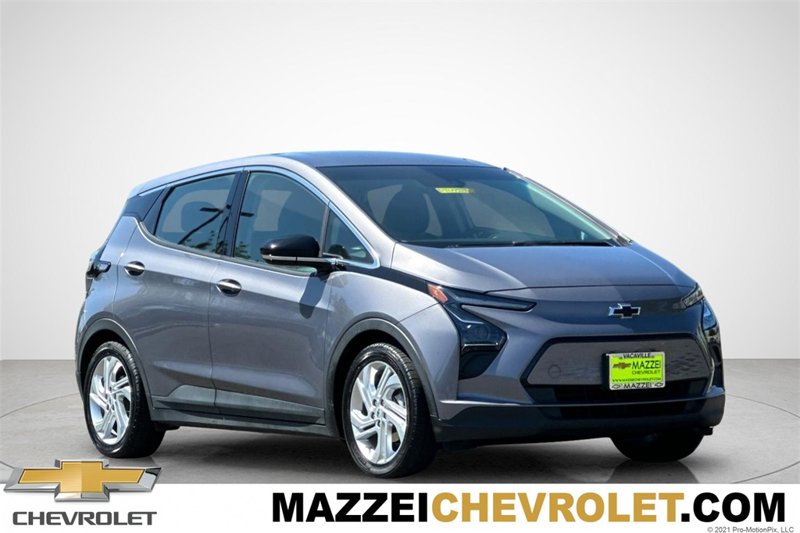 Used 2023 Chevrolet Bolt LT w/ Driver Confidence Package image 1