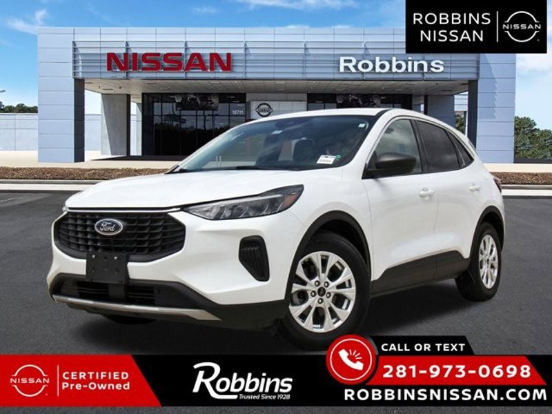Used 2023 Ford Escape Active image 1