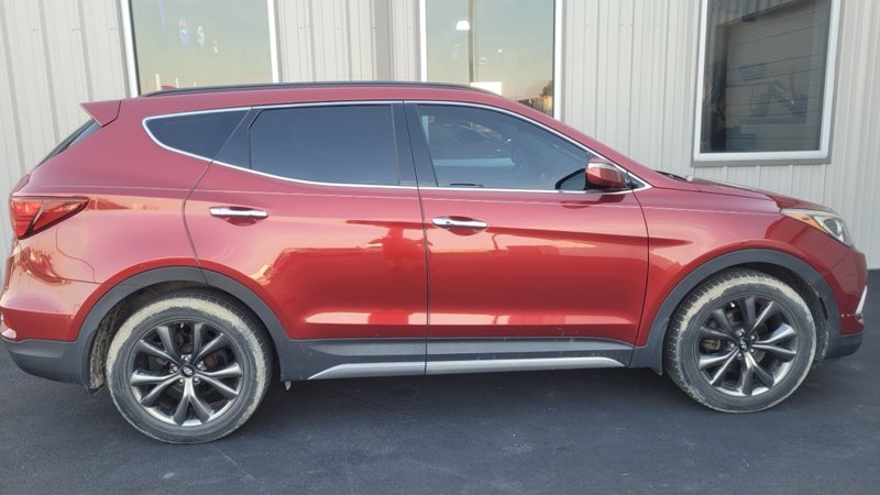 Used 2017 Hyundai Santa Fe Sport image 1