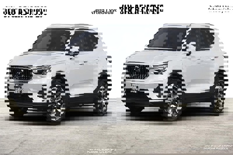 Certified 2023 Volvo XC40 B5 Plus image 1