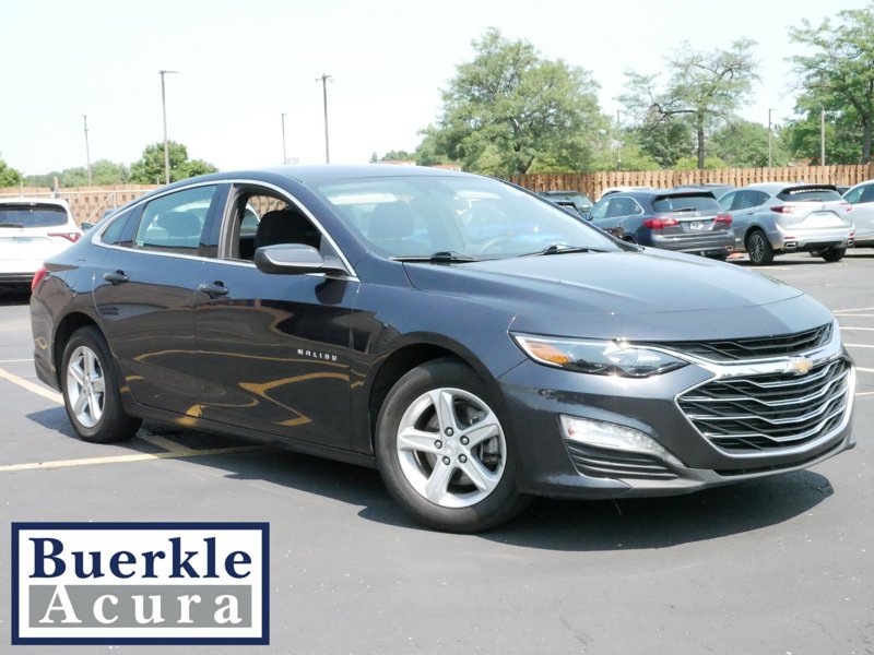 Used 2023 Chevrolet Malibu LT image 1