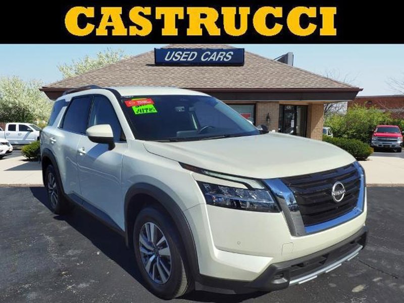 Certified 2023 Nissan Pathfinder SL image 1