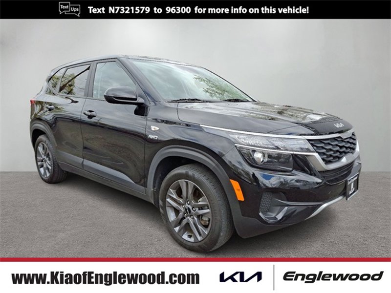 Certified 2022 Kia Seltos LX image 1