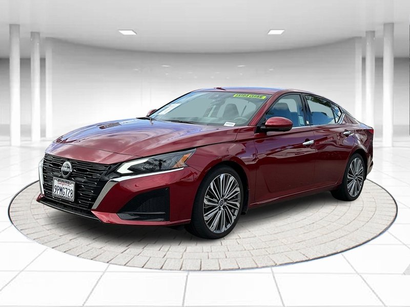 Certified 2024 Nissan Altima 2.5 SL image 1