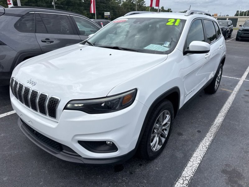 Used 2021 Jeep Cherokee Latitude Plus image 1