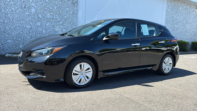 Certified 2025 Nissan Leaf S w/ Protection Package image 1