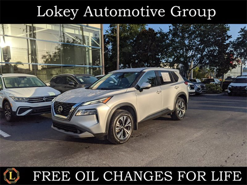 Certified 2021 Nissan Rogue SV image 1