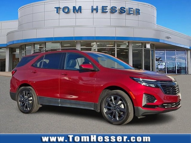 Certified 2022 Chevrolet Equinox RS image 1